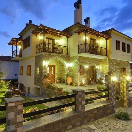 Iatrou Guesthouse Портарія Екстер'єр фото