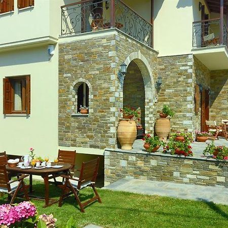 Iatrou Guesthouse Портарія Екстер'єр фото