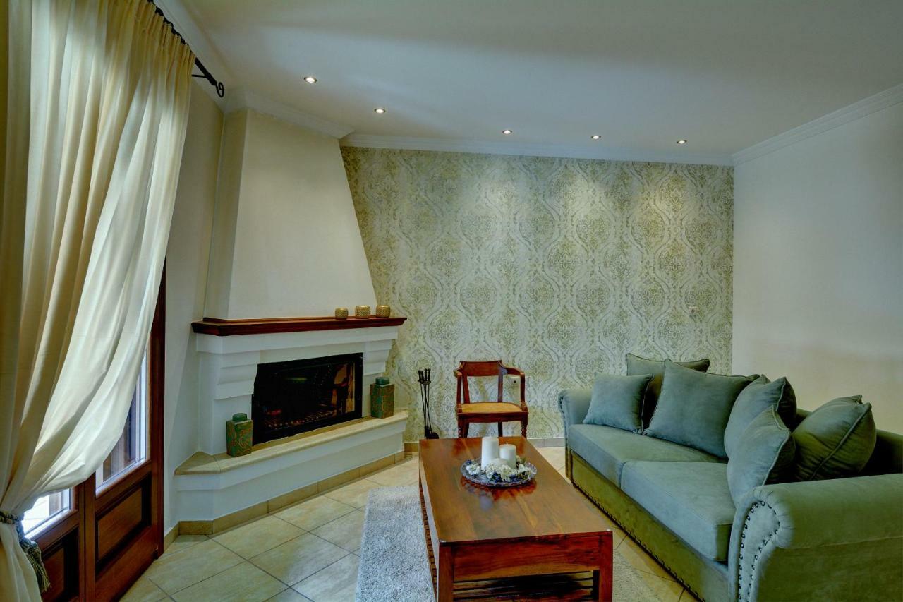 Iatrou Guesthouse Портарія Екстер'єр фото