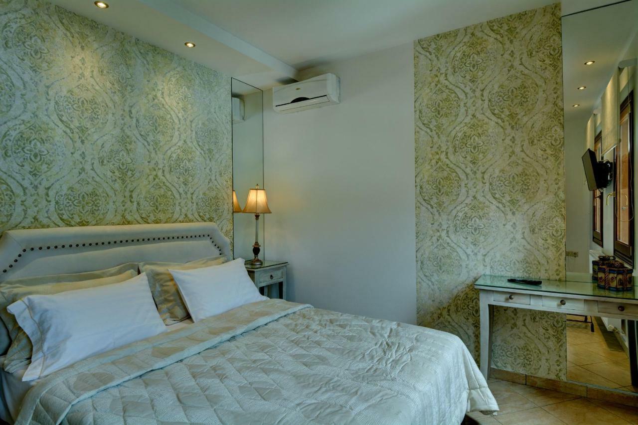 Iatrou Guesthouse Портарія Екстер'єр фото